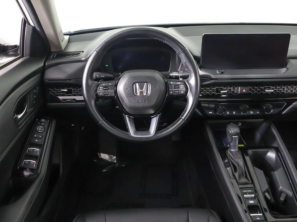 Used 2023 Honda Accord Touring image 37