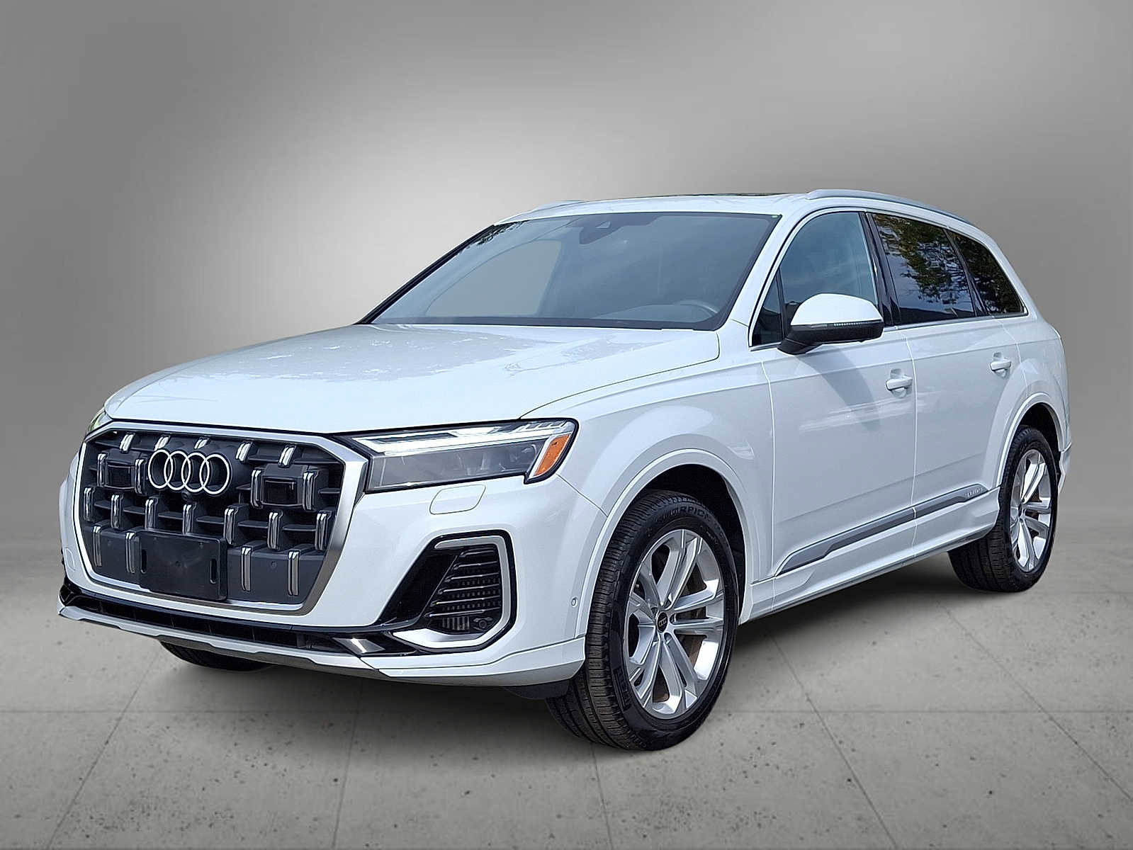 Certified 2025 Audi Q7 3.0T Premium Plus