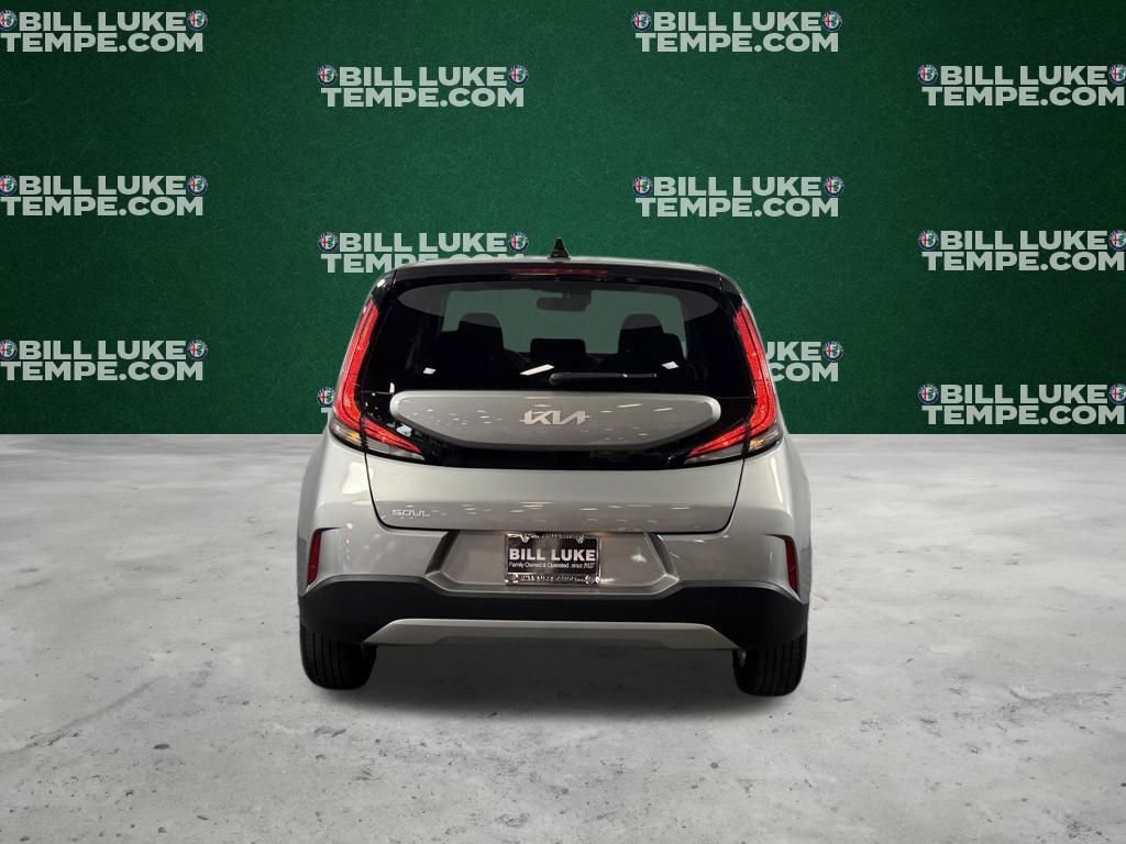 Used 2025 Kia Soul LX w/ LX Technology Package image 8