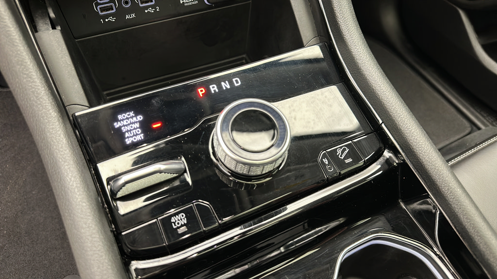 Used 2023 Jeep Grand Cherokee 4WD 4xe image 24