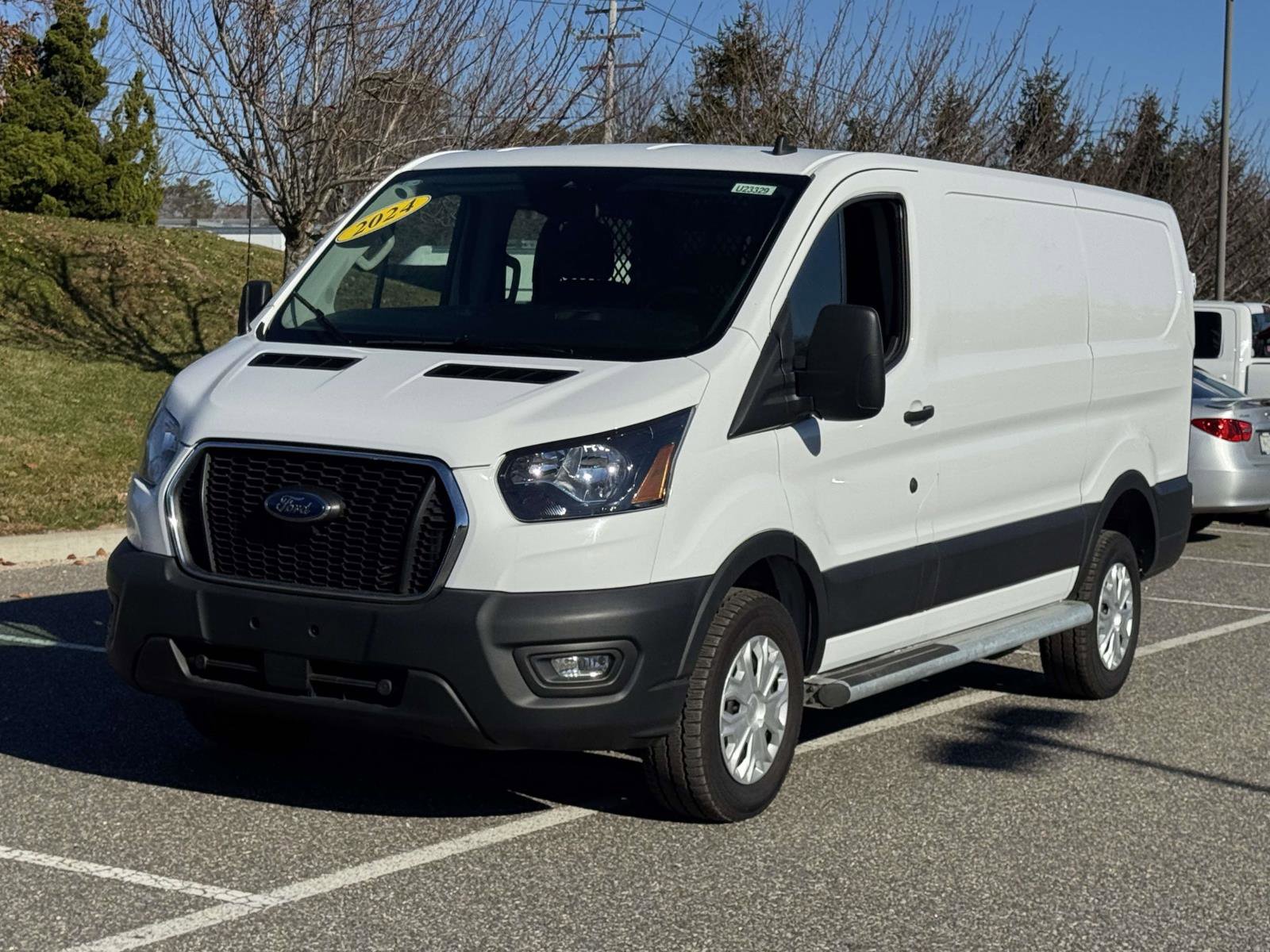 Used 2024 Ford F250 XLT image 32