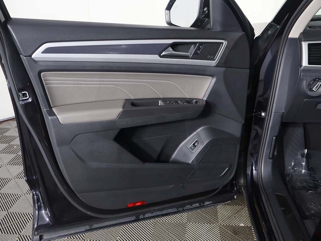 Used 2023 Volkswagen Atlas SEL Premium AWD/4WD image 27
