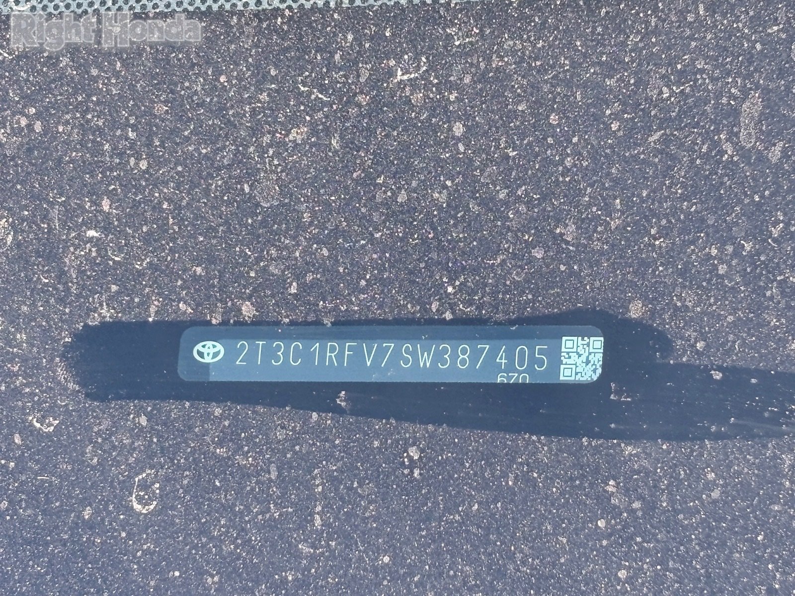 Used 2025 Toyota RAV4 XLE Premium image 11