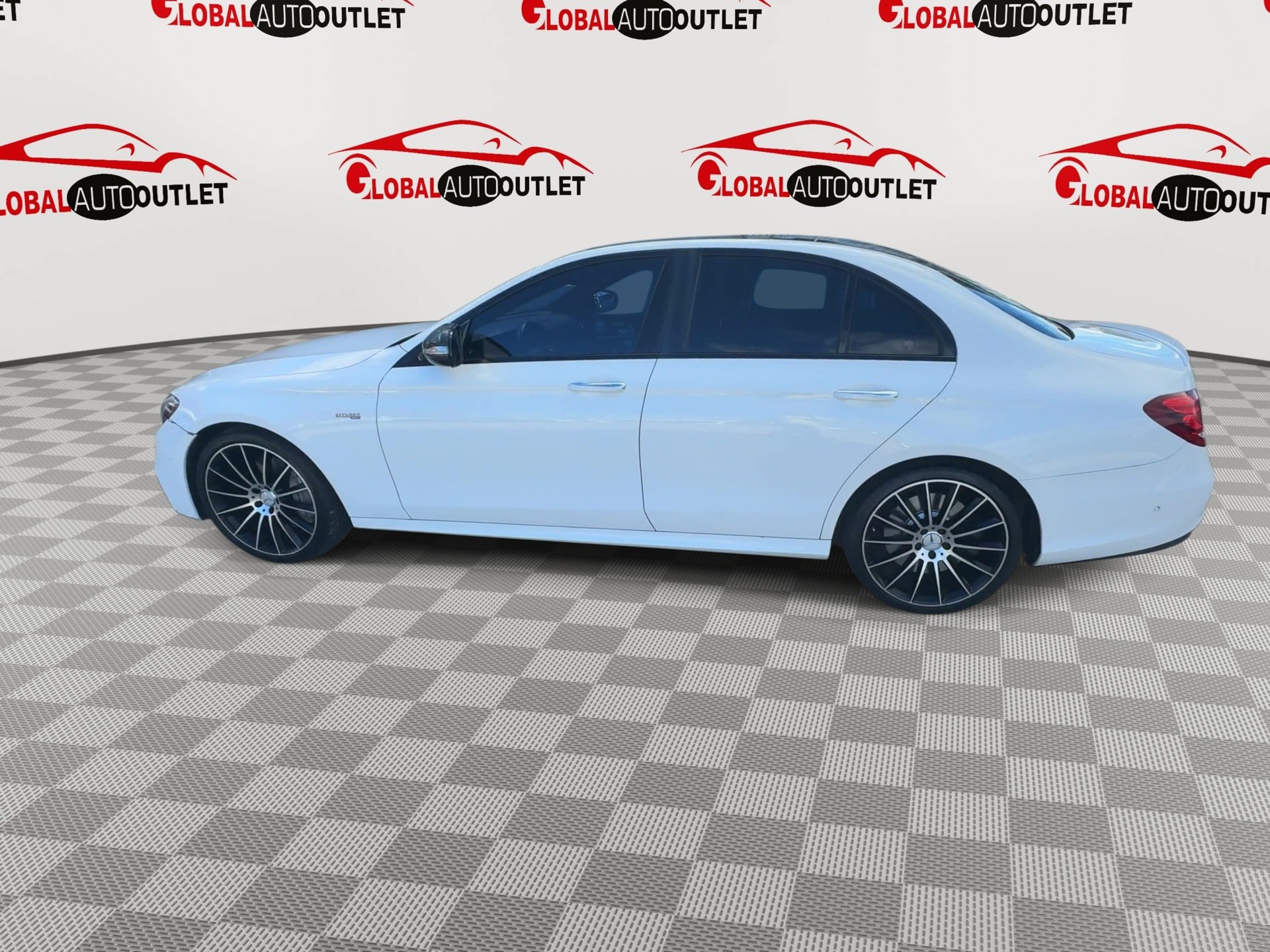 Used 2018 Mercedes-Benz E 43 AMG 4MATIC Sedan image 5