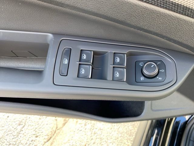 New 2025 Volkswagen GTI SE image 23