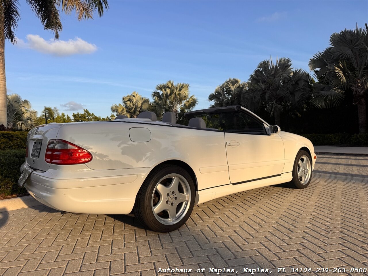 Used 2001 Mercedes-Benz CLK 430 Cabriolet image 3