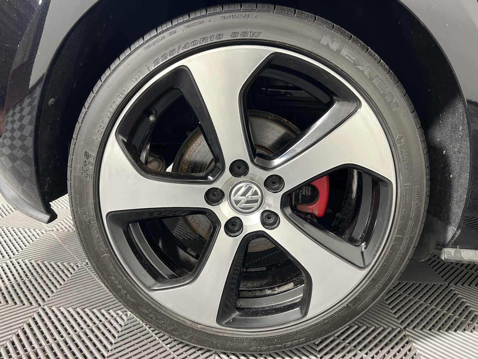 Used 2017 Volkswagen GTI S FWD image 17