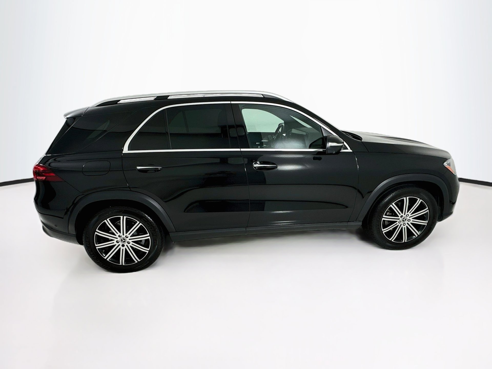 Certified 2026 Mercedes-Benz GLE 350 4MATIC image 9