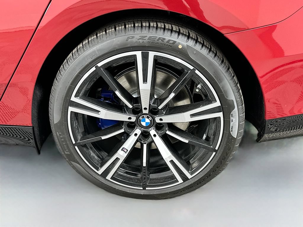 Used 2026 BMW 530i xDrive w/ M Sport Package AWD/4WD image 23