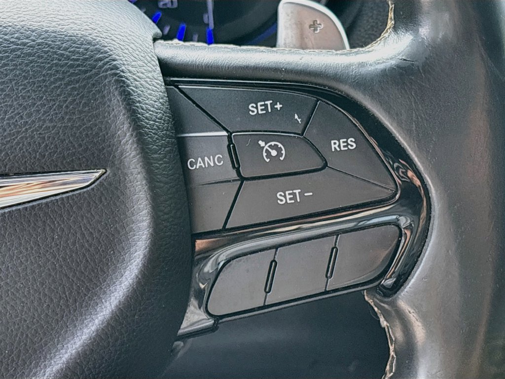 Used 2016 Chrysler 300 S w/ Light Group RWD image 33