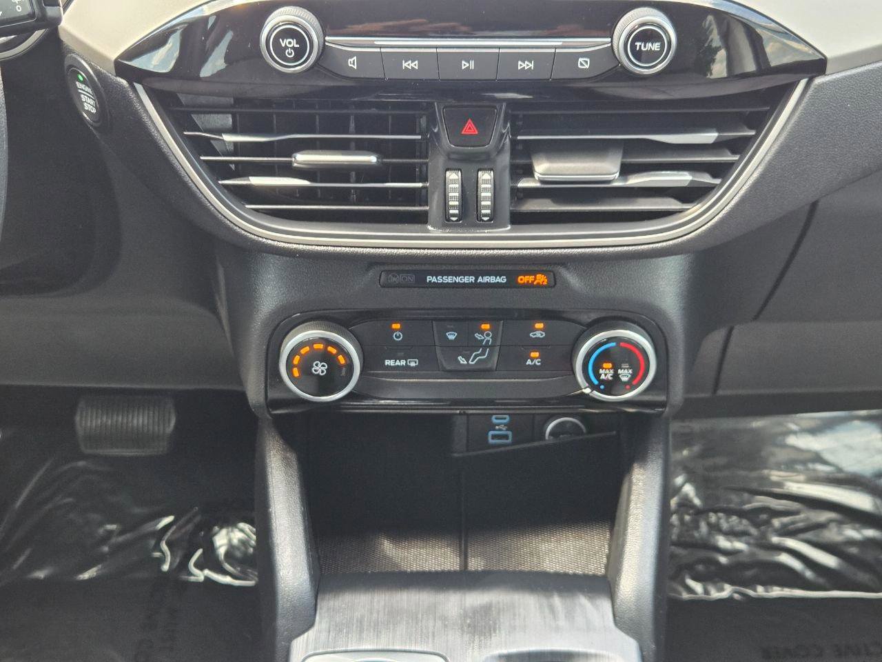 Used 2021 Ford Escape SE FWD image 25