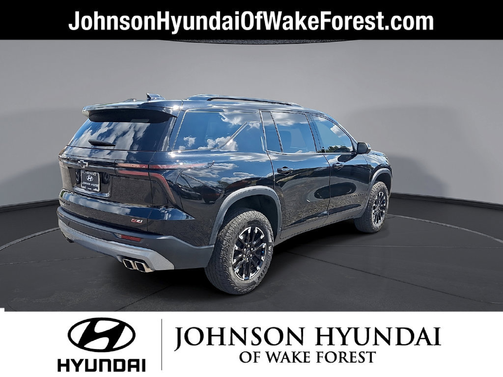 Used 2024 Chevrolet Traverse Z71 AWD/4WD image 28