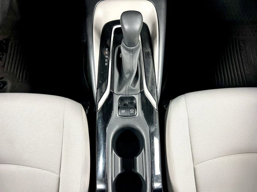 Used 2022 Toyota Corolla LE image 31