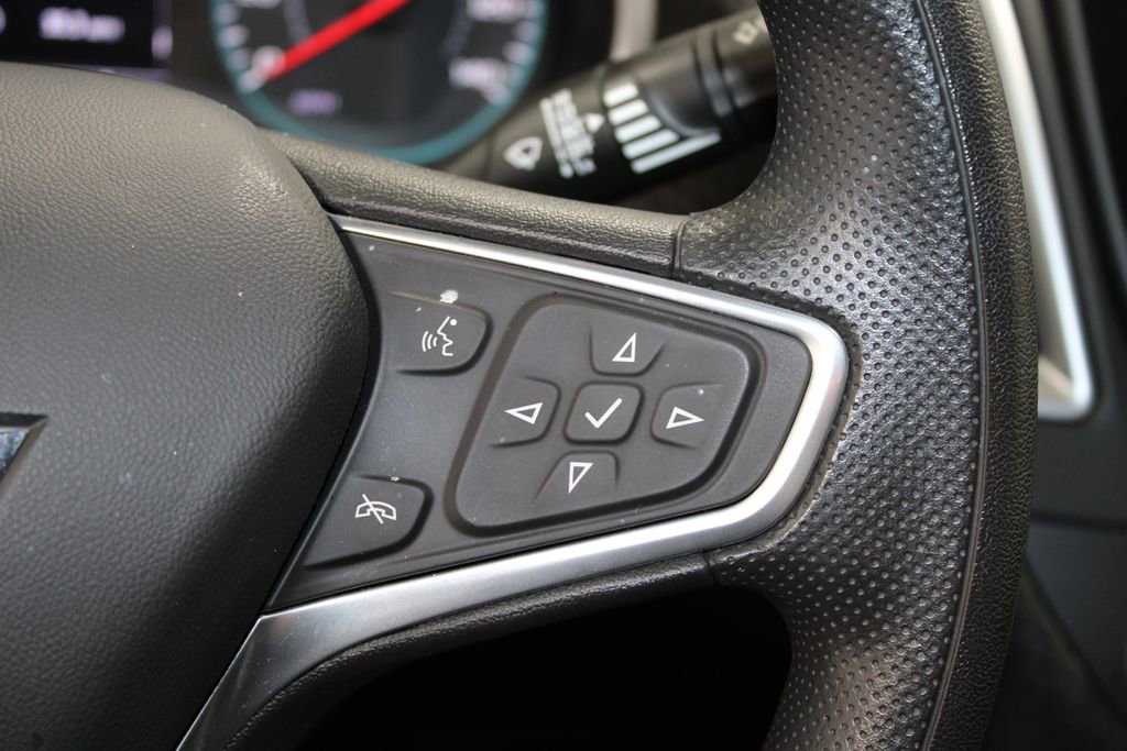 Used 2023 Chevrolet Malibu LT image 34