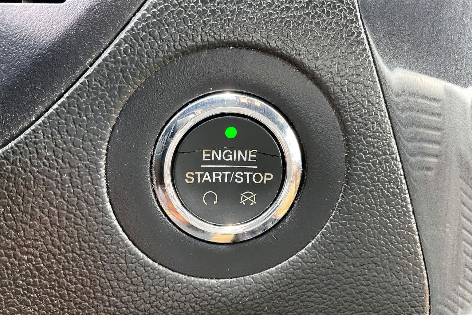 Used 2017 Ford Explorer Limited w/ Equipment Group 301A FWD image 33