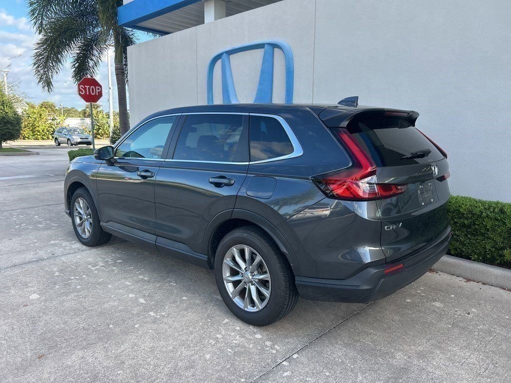 Used 2023 Honda CR-V EX image 6