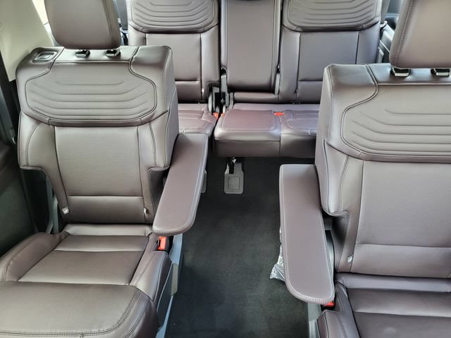 New 2026 Ford Expedition Max Platinum w/ Platinum Ultimate Package AWD/4WD image 14