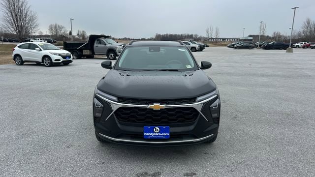 New 2026 Chevrolet Trax LT image 8