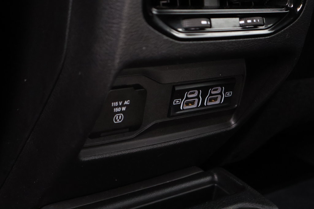 Used 2023 Jeep Grand Cherokee L Laredo AWD/4WD image 47