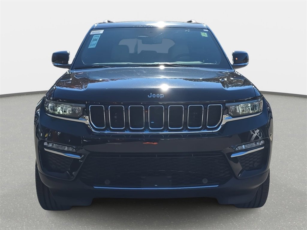 New 2025 Jeep Grand Cherokee Limited w/ Luxury Tech Group II image 2