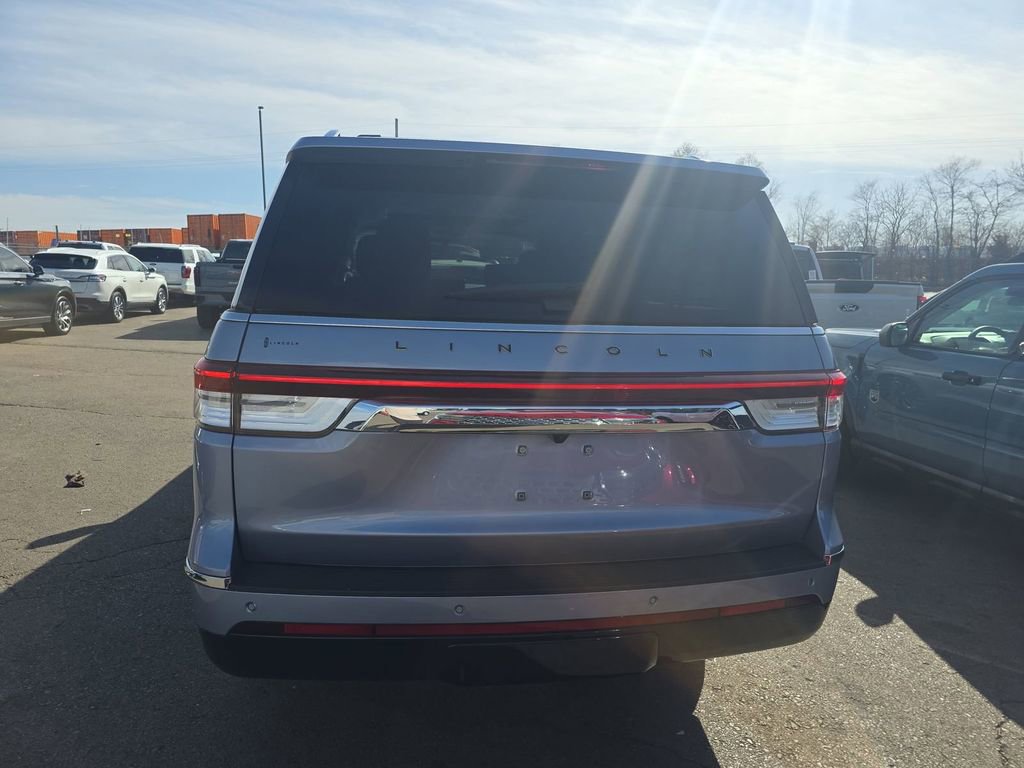 Used 2023 Lincoln Navigator L Black Label image 5