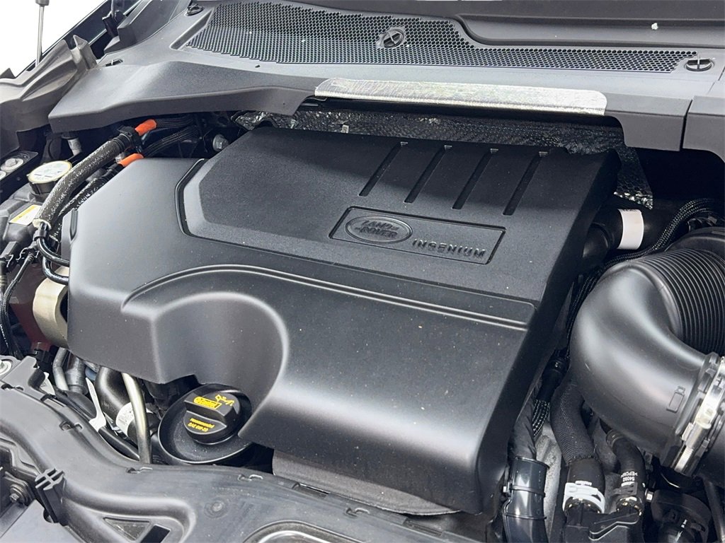 Used 2023 Land Rover Discovery Sport SE image 61