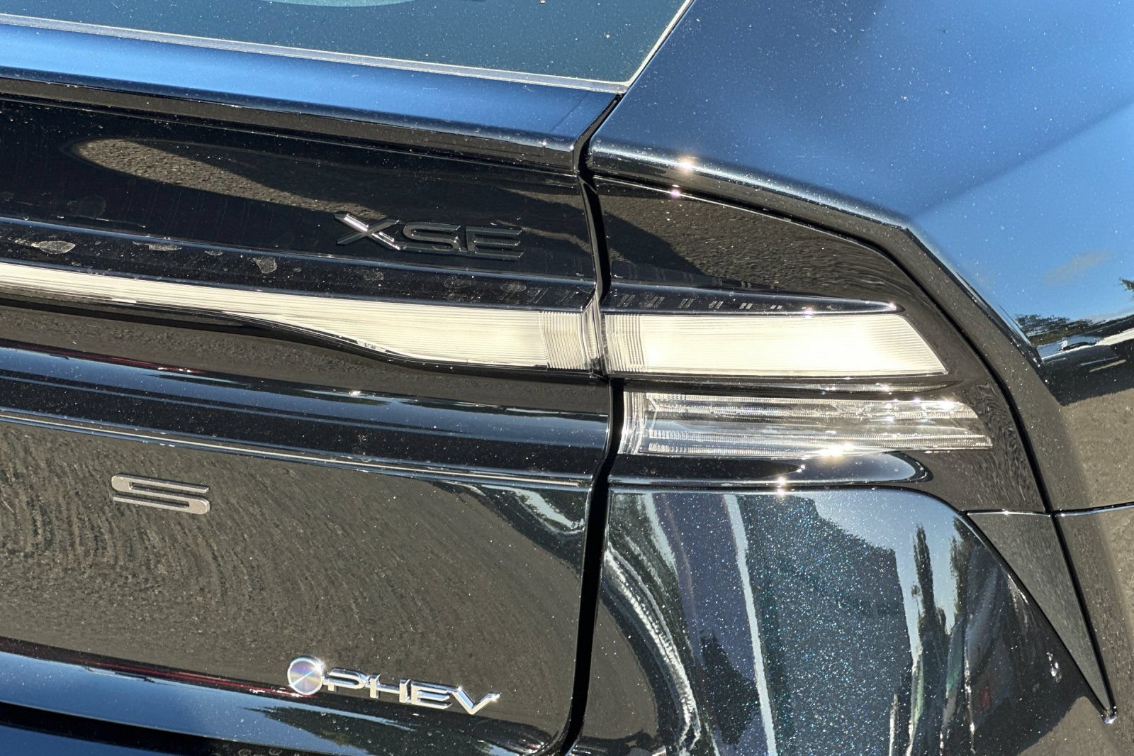New 2026 Toyota Prius Plug-In Hybrid FWD image 32