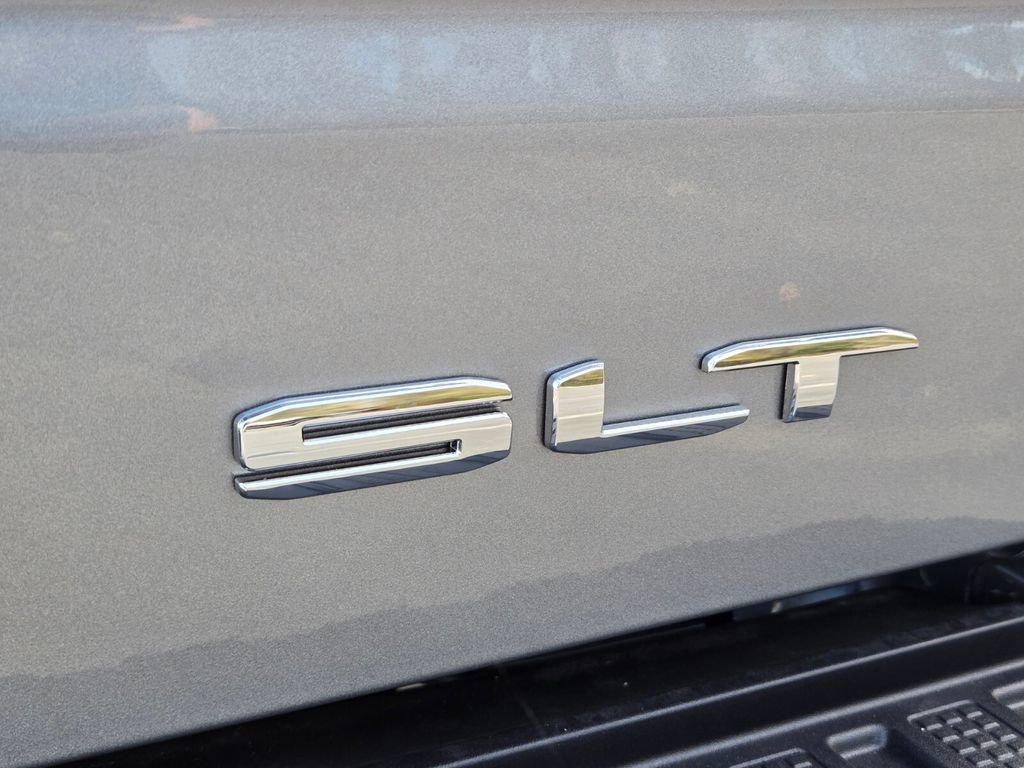 New 2026 GMC Sierra 1500 SLT w/ SLT Premium Package AWD/4WD image 6