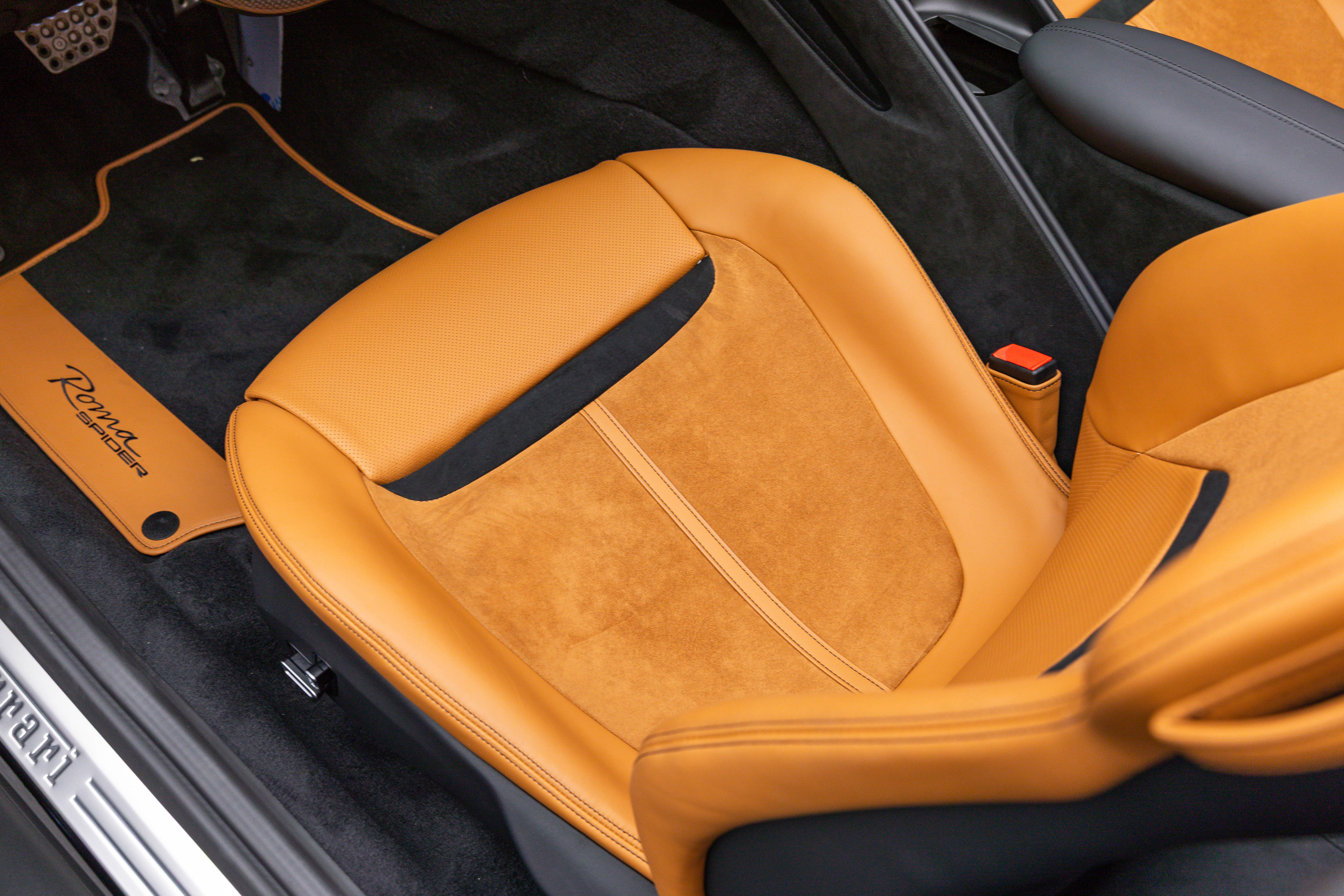 Certified 2026 Ferrari Roma Spider image 18