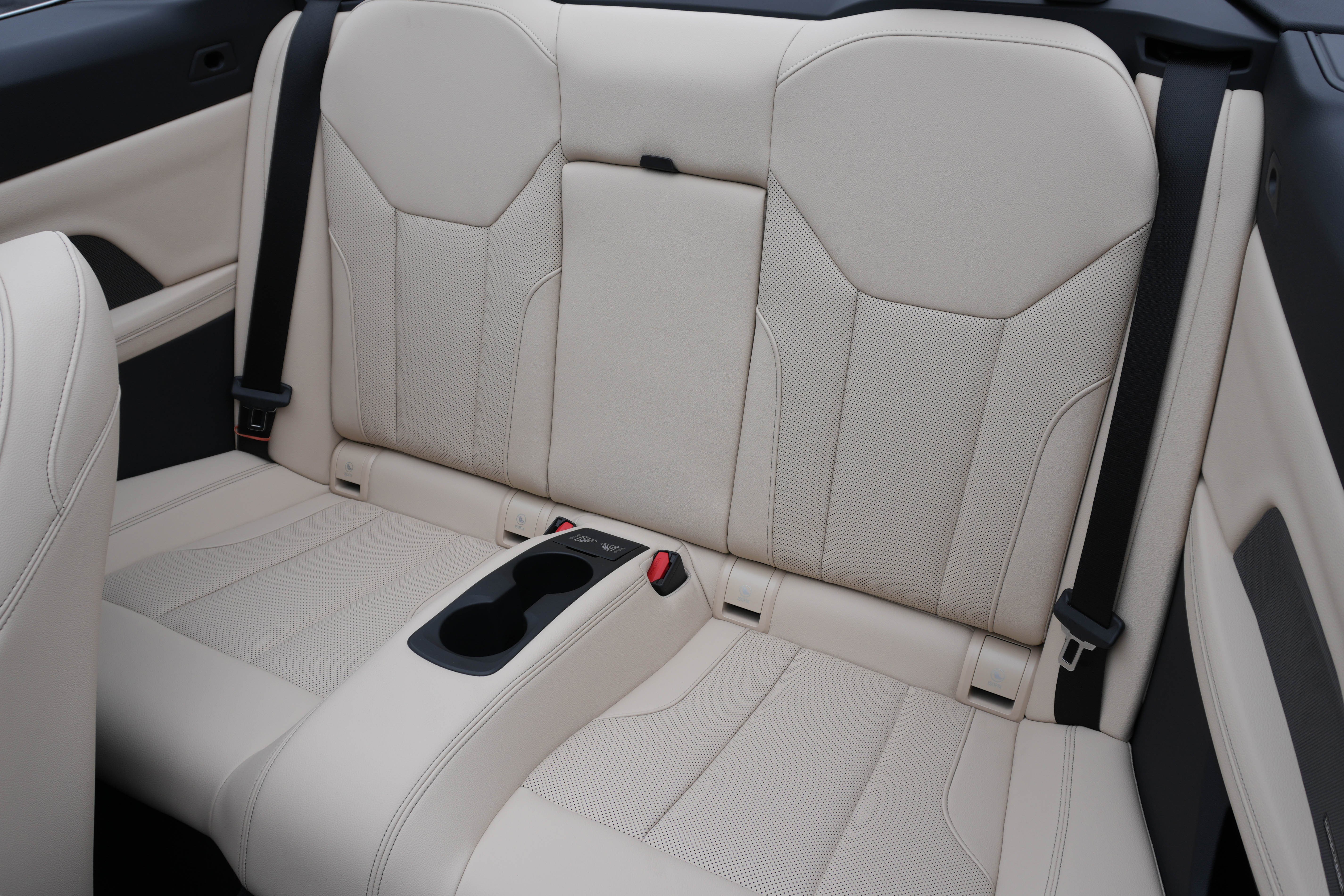 Used 2026 BMW 430i Convertible RWD image 38