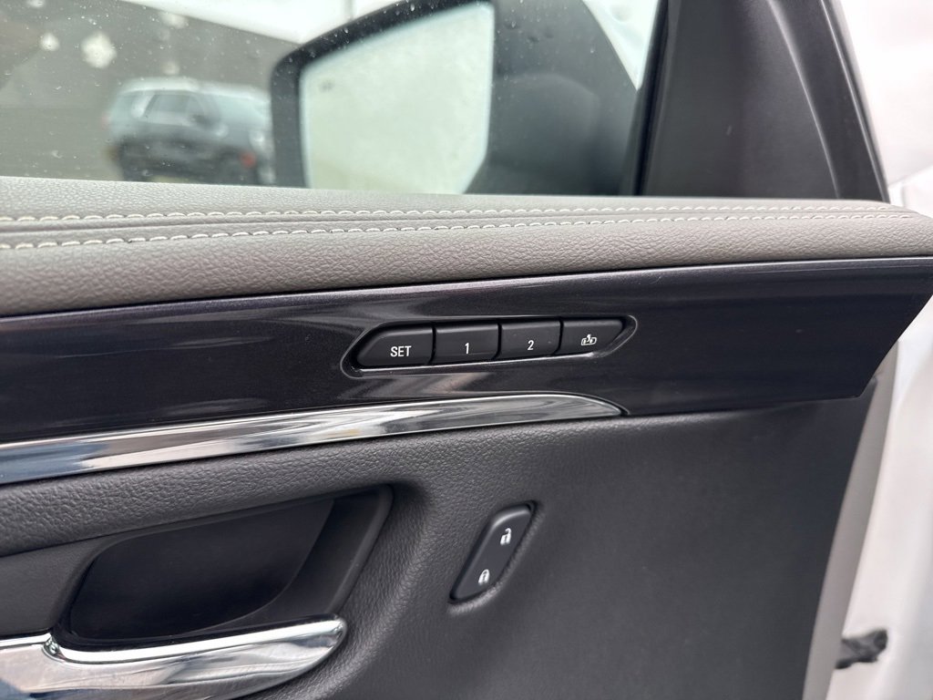 Used 2017 Chevrolet Impala Premier w/ Enhanced Convenience Package image 13