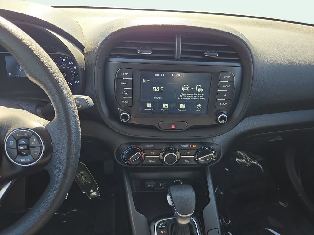Certified 2020 Kia Soul S image 25