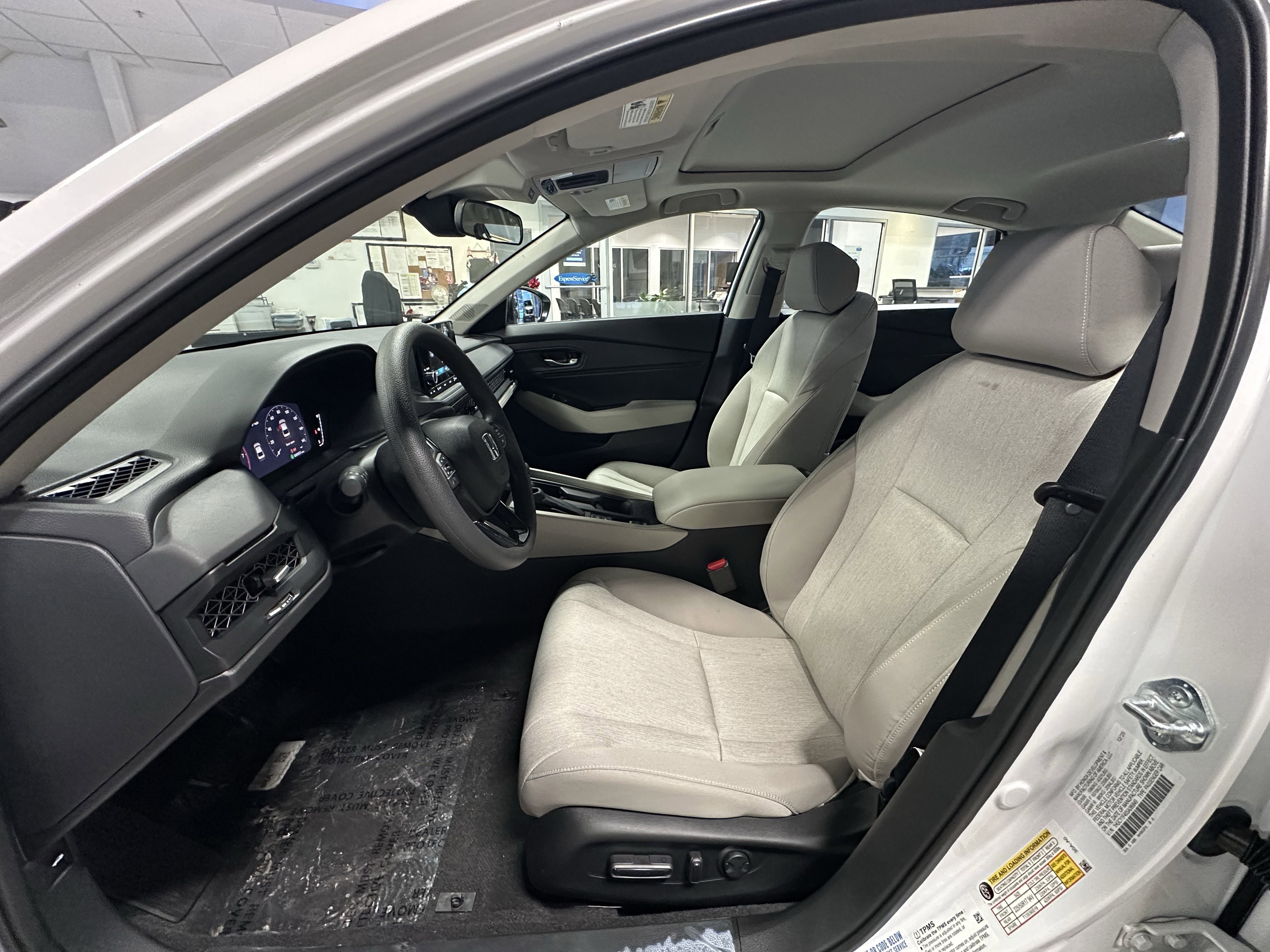 New 2025 Honda Accord SE image 8