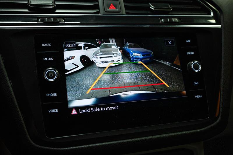 Used 2022 Volkswagen Tiguan SE image 21