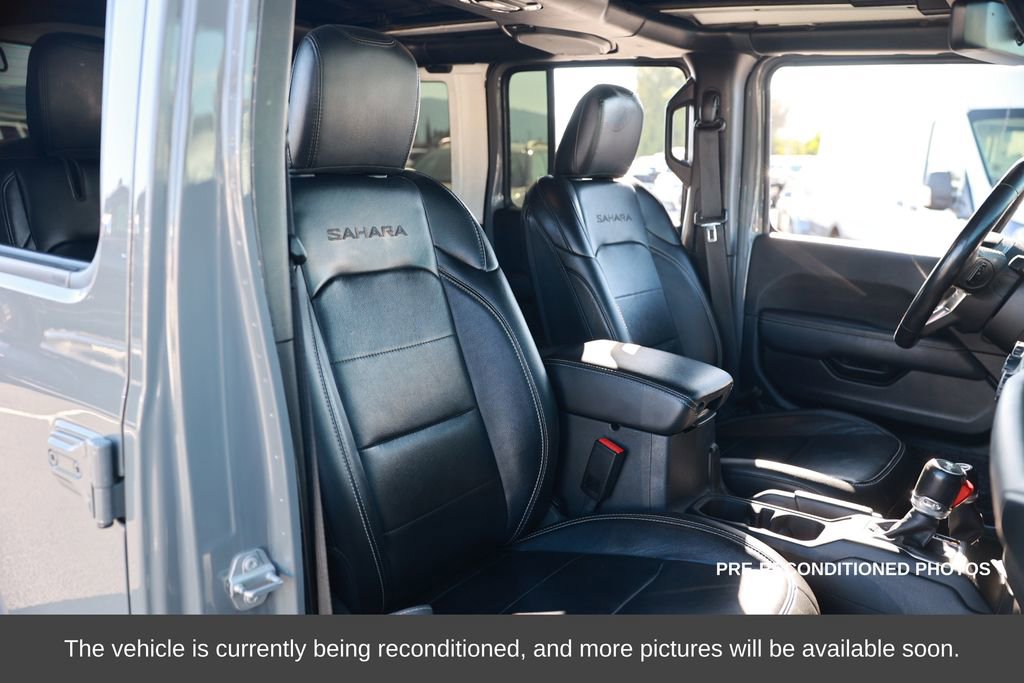 Used 2023 Jeep Wrangler Unlimited Sahara w/ Cold Weather Group image 15