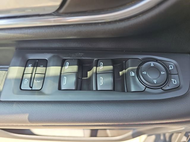 Used 2021 Chevrolet Tahoe RST AWD/4WD image 28