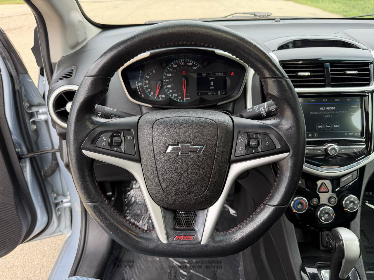 Used 2018 Chevrolet Sonic Premier w/ Driver Confidence Package FWD image 16