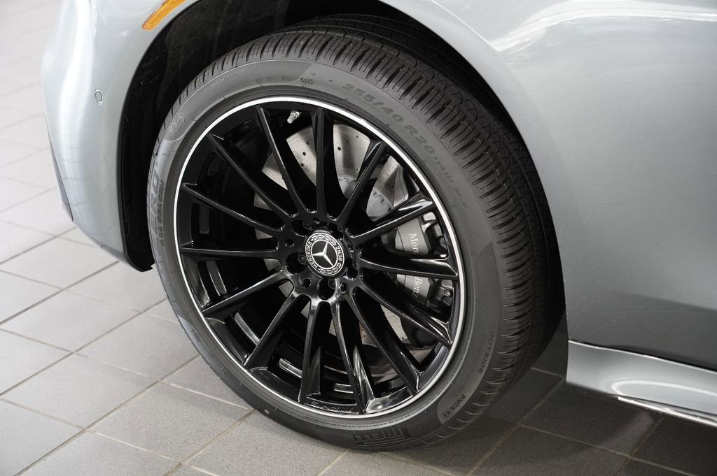 New 2026 Mercedes-Benz S 580 4MATIC Sedan image 9