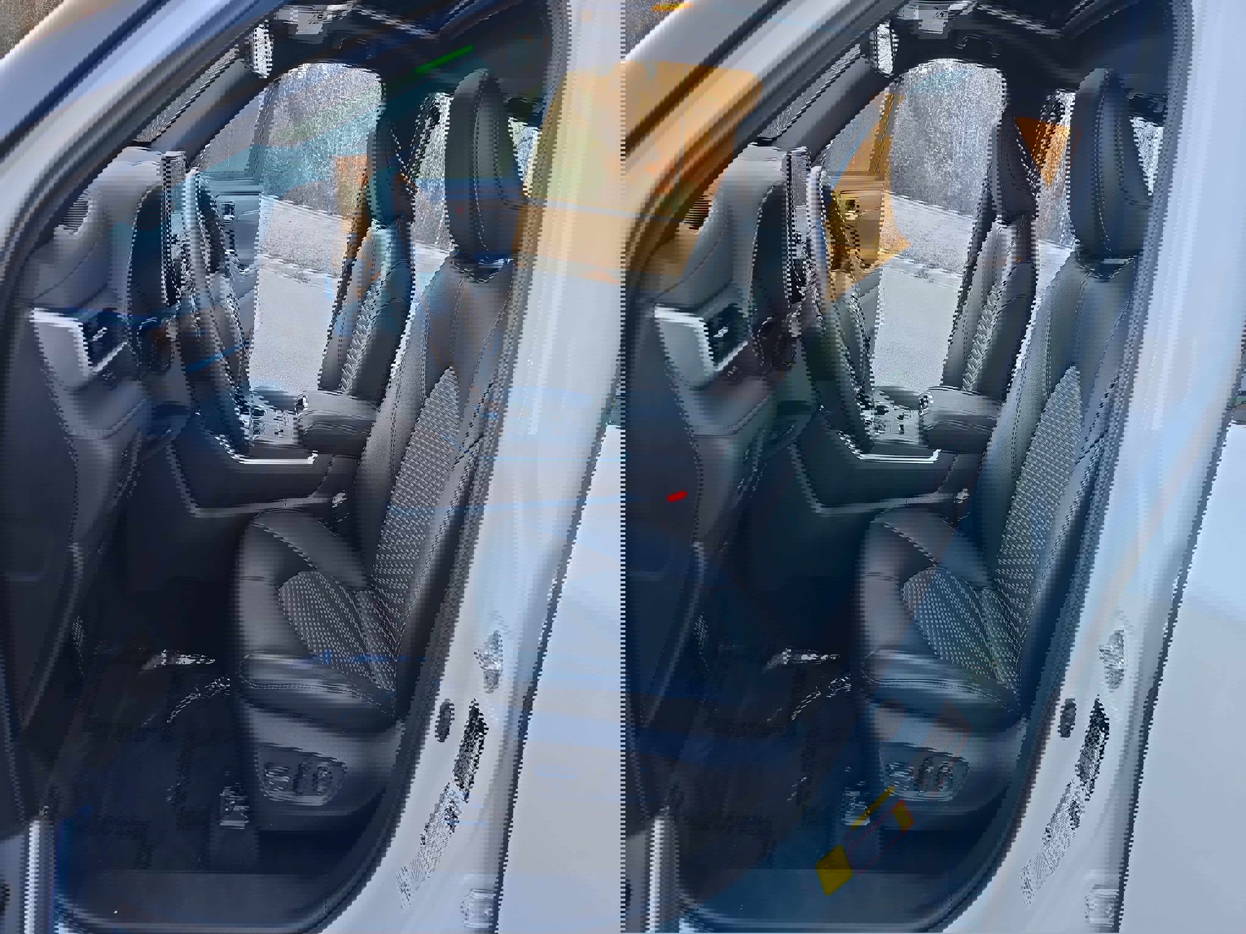 Used 2023 Toyota Highlander XSE image 17