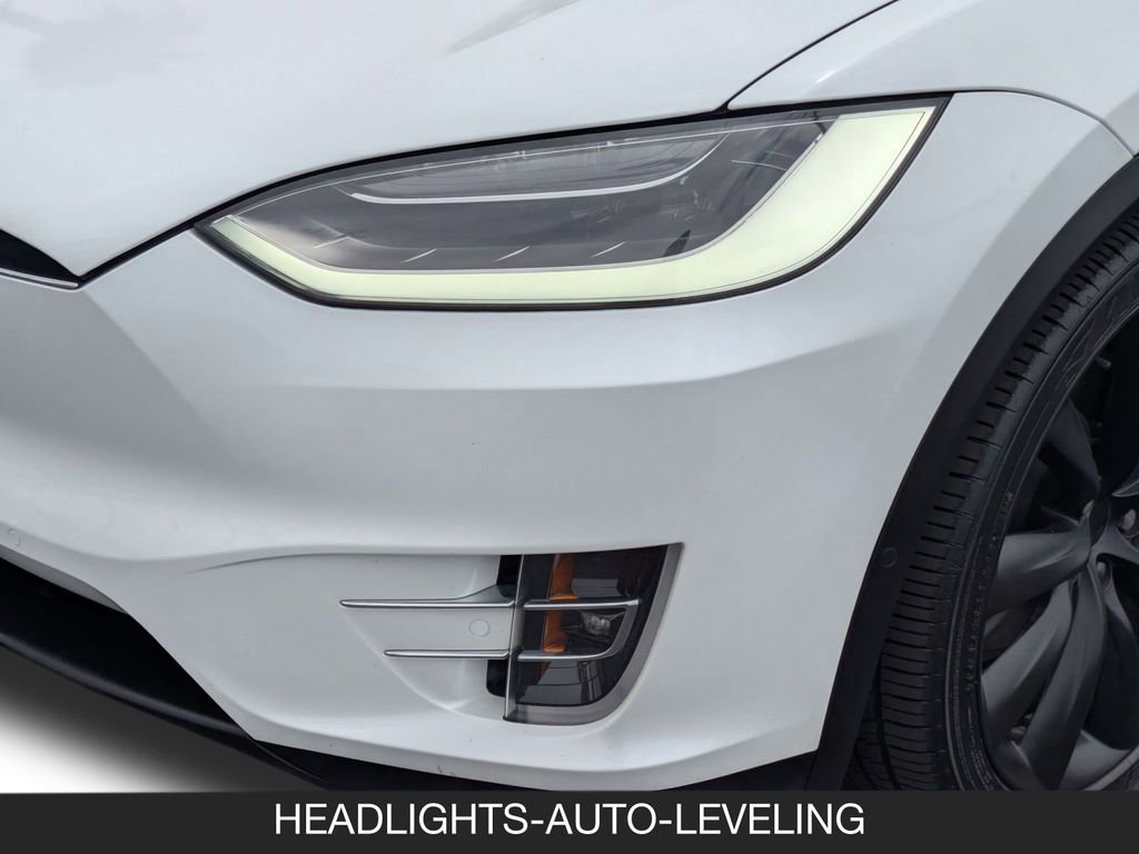 Used 2018 Tesla Model X 75D AWD/4WD image 10