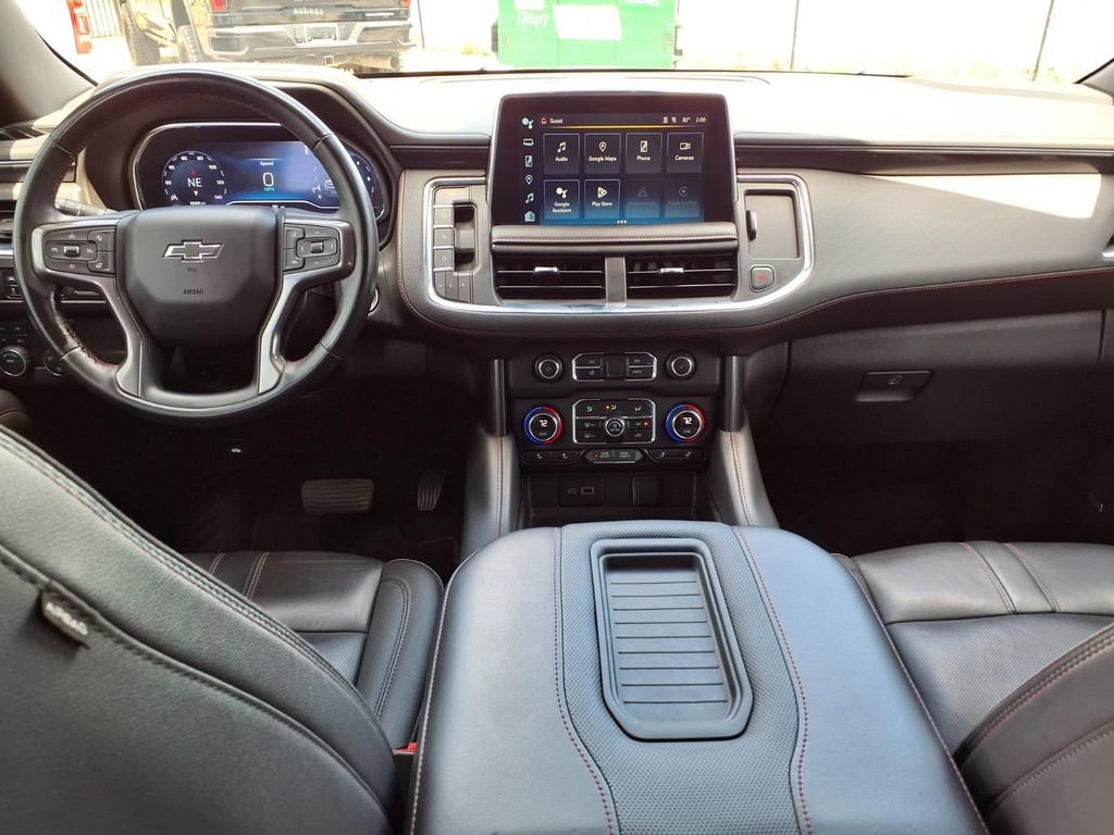 Used 2024 Chevrolet Suburban RST w/ Luxury Package AWD/4WD image 18
