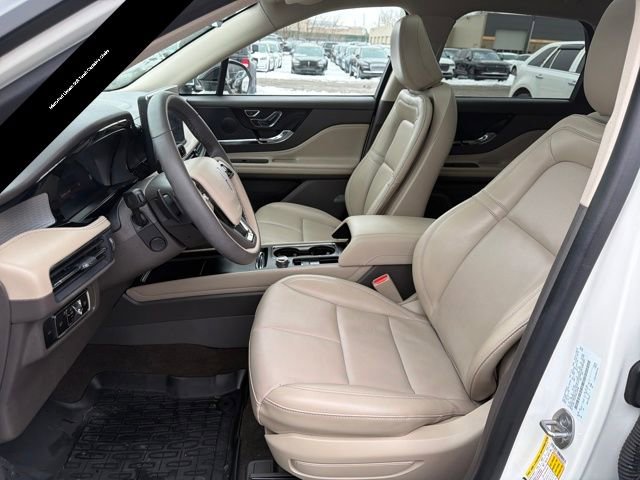 Certified 2024 Lincoln Corsair AWD w/ Equipment Group 101A image 13