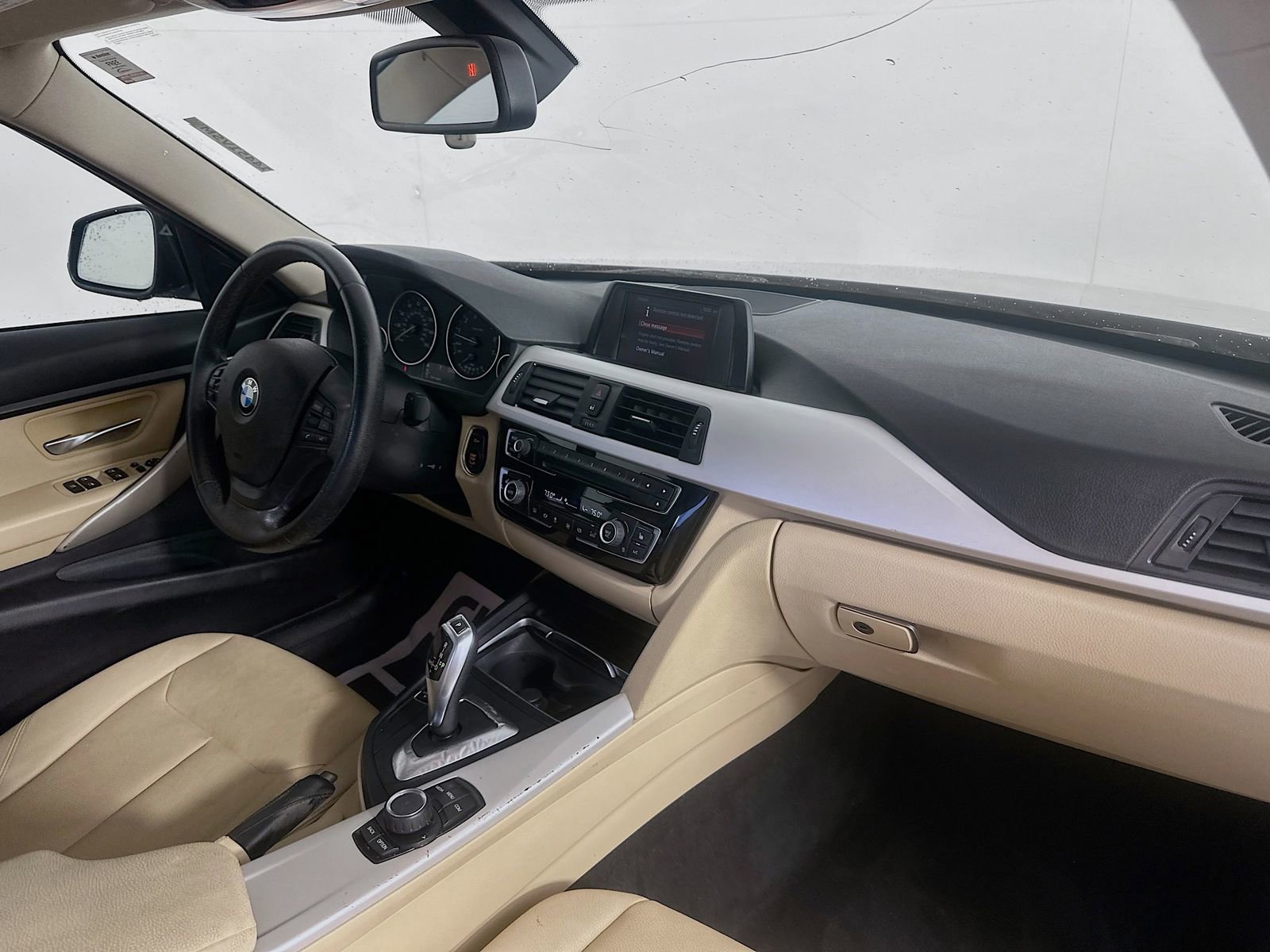 Used 2018 BMW 320i Sedan w/ Convenience Package RWD image 30