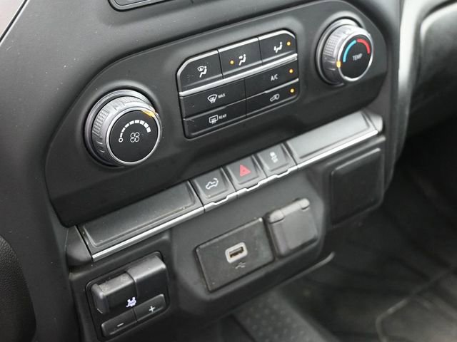 Used 2020 Chevrolet Silverado 2500 Custom w/ Custom Value Package image 33