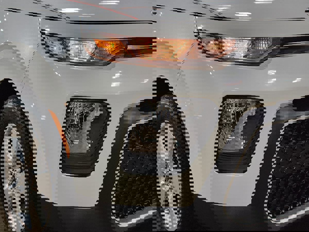 Used 2021 Kia Soul LX image 13