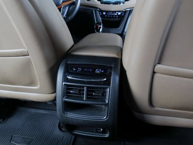 Used 2018 Cadillac XT5 Platinum w/ Driver Assist Package AWD/4WD image 24
