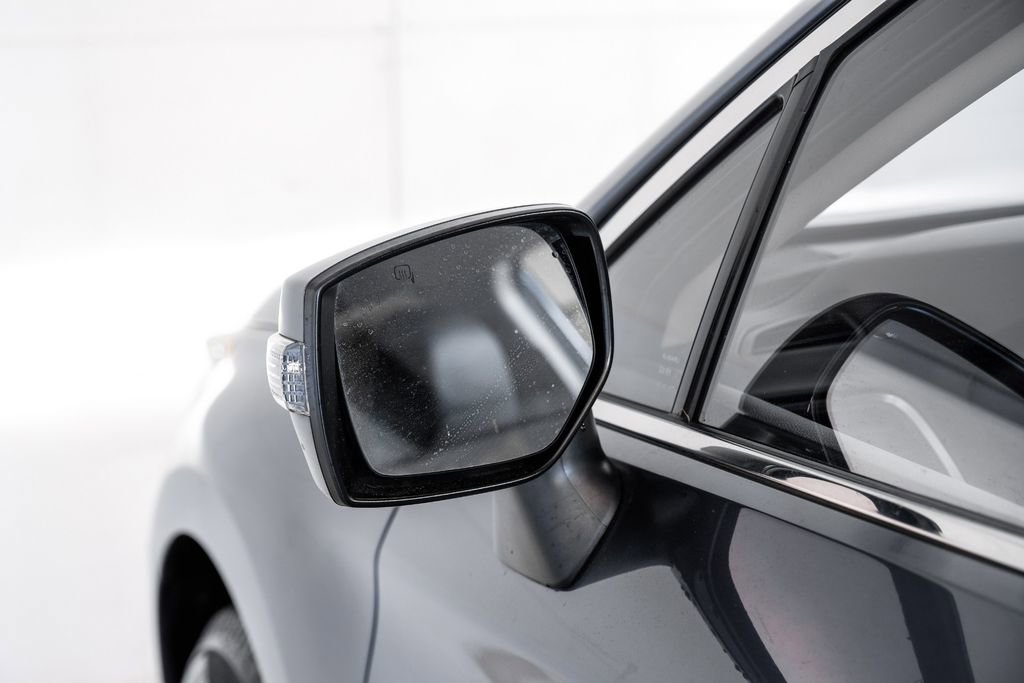 Used 2016 Subaru Outback 3.6R Limited image 41