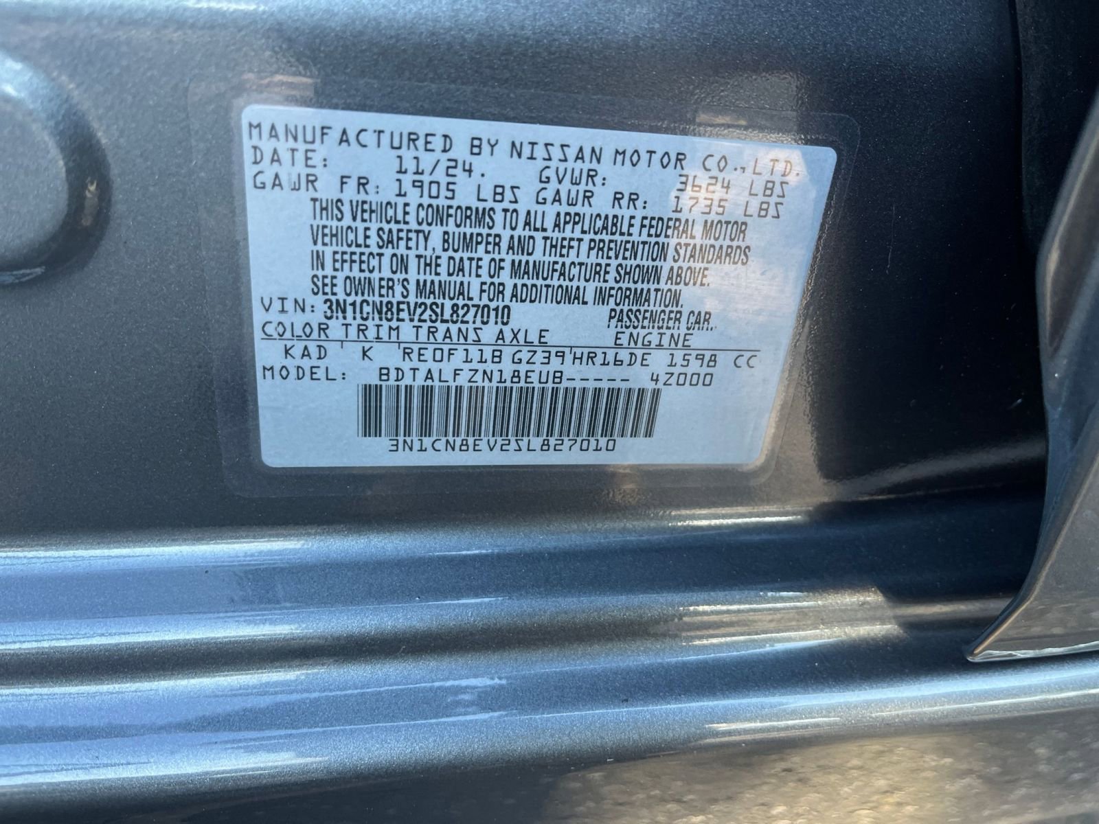 Used 2025 Nissan Versa SV image 27