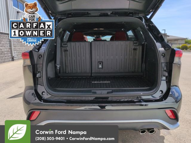 Used 2023 Toyota Highlander XSE FWD image 29