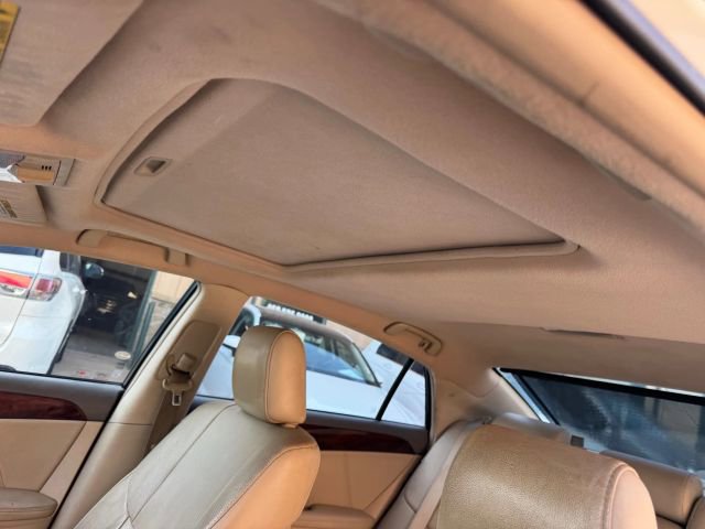 Used 2009 Toyota Avalon Limited image 8